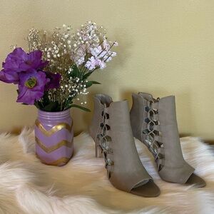 BCBG boots size 8.5